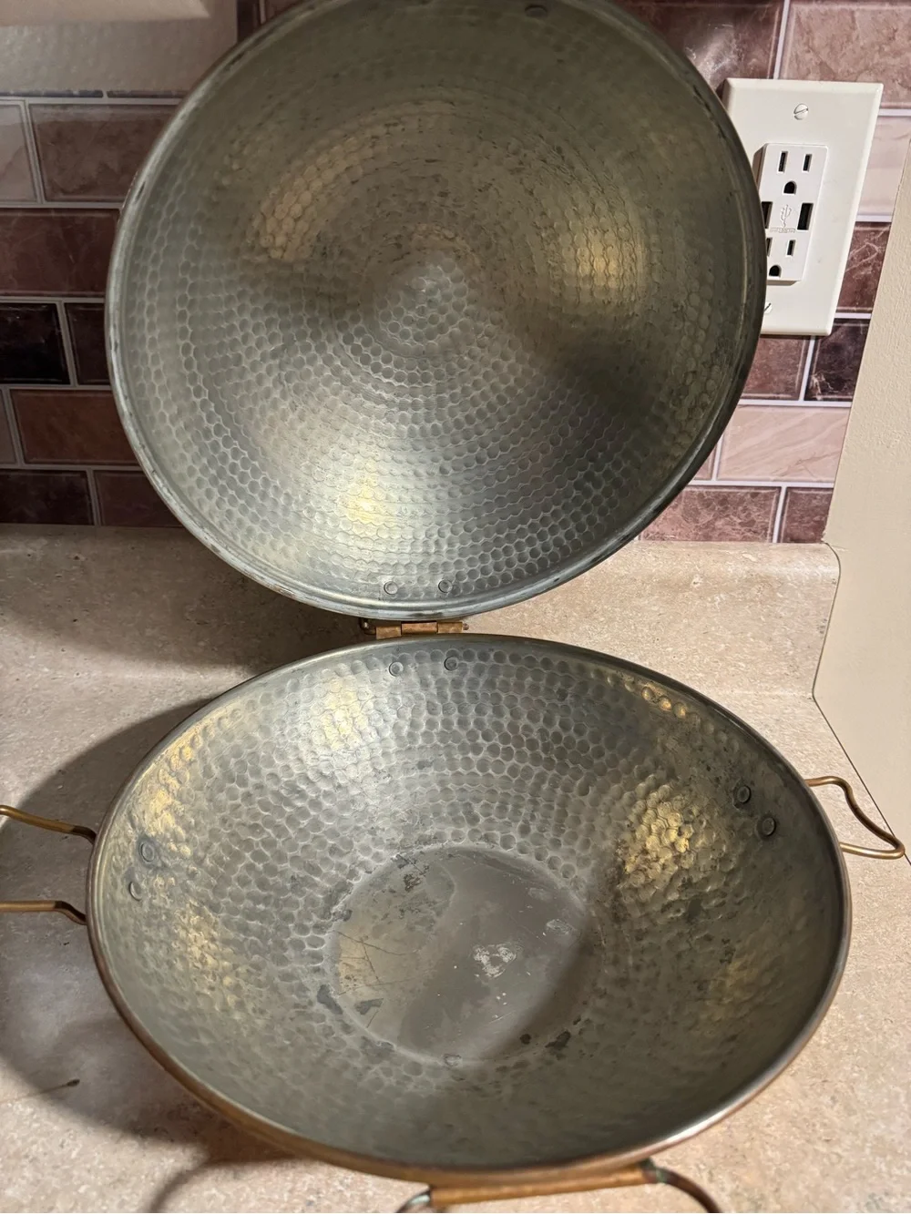 Set of Portuguese Hammered Copper Roasting Pans with Lid - Copper Finish